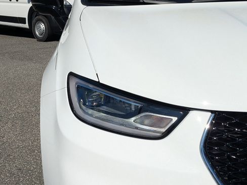 New 2026 Chrysler Pacifica Select FWD image 9