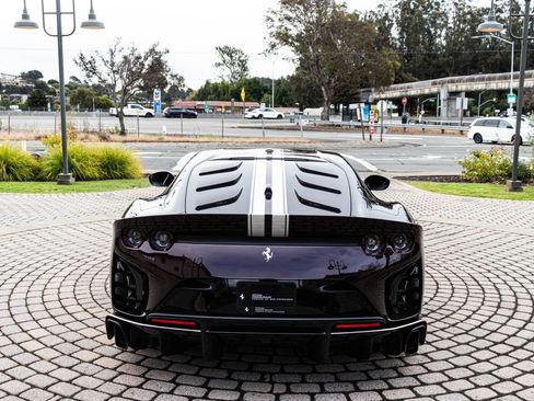 Certified 2023 Ferrari 812 Competizione RWD image 7