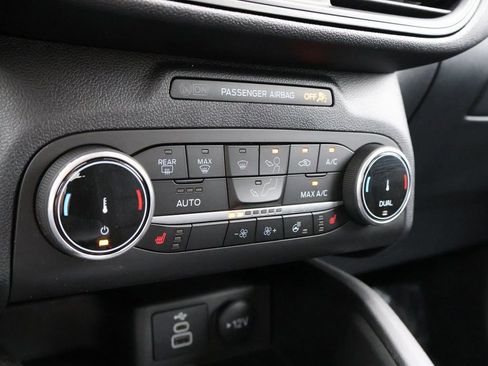 Certified 2025 Ford Escape Active w/ Cold Weather Package image 37