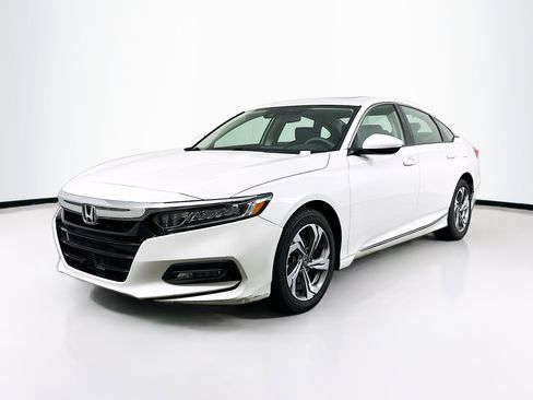 Used 2019 Honda Accord EX image 3