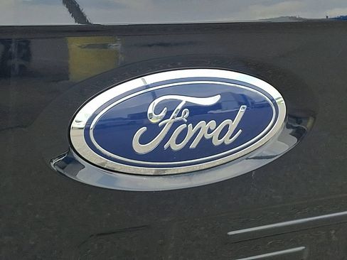 Used 2023 Ford F150 XLT AWD/4WD image 30