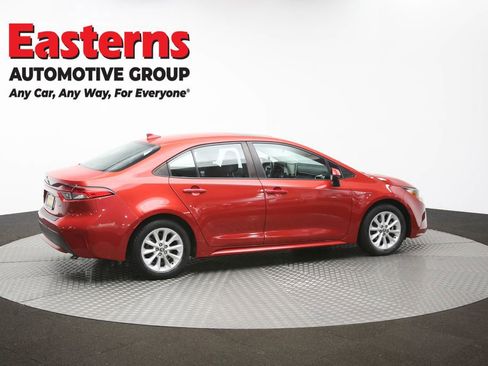 Used 2020 Toyota Corolla LE w/ LE Premium Package image 44