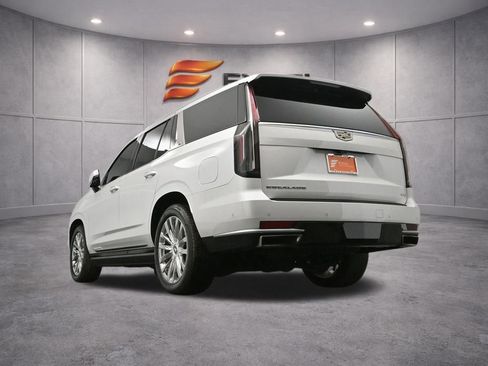 Used 2021 Cadillac Escalade Premium Luxury w/ Driver Assist Tech Package image 49