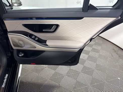 Certified 2022 Mercedes-Benz S 580 4MATIC Sedan image 18