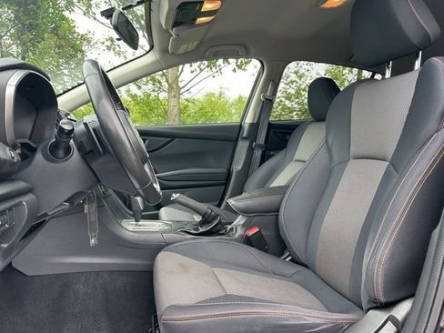 Used 2019 Subaru Crosstrek 2.0i Premium AWD/4WD image 17
