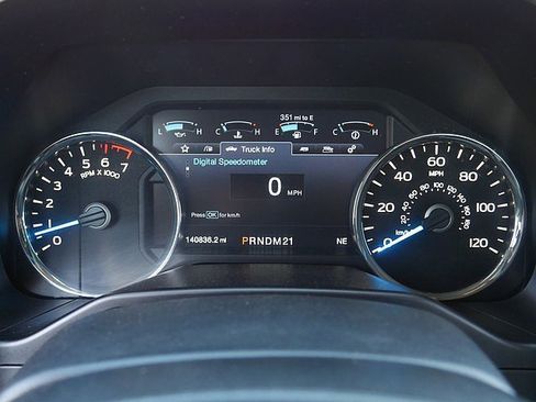 Used 2016 Ford F150 Lariat w/ Equipment Group 502A Luxury image 31