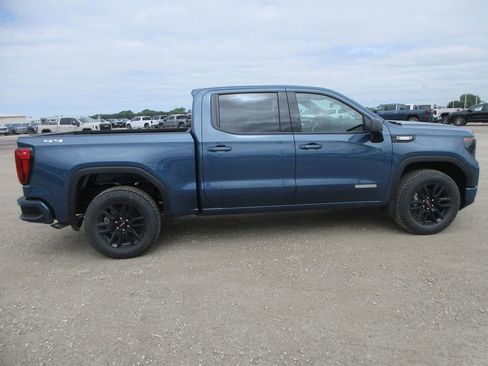 New 2026 GMC Sierra 1500 Elevation w/ Elevation Select Package AWD/4WD image 3