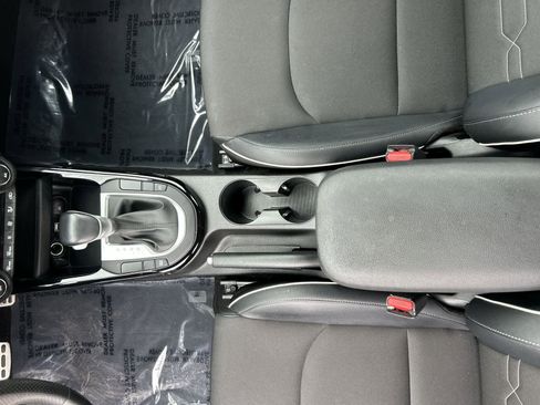 Used 2023 Kia Forte GT-Line image 22