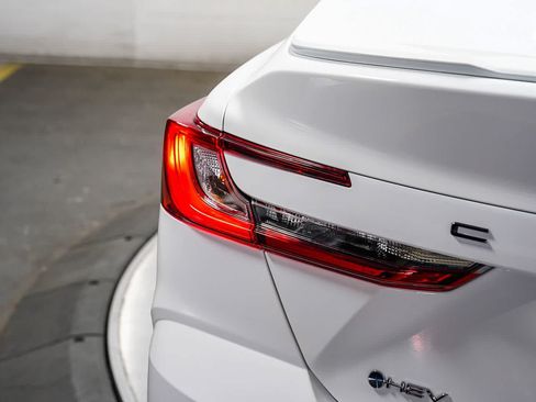 Certified 2025 Toyota Camry SE w/ Convenience Package FWD image 12