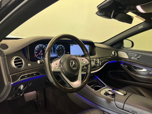 Used 2019 Mercedes-Benz S 450 Sedan image 4