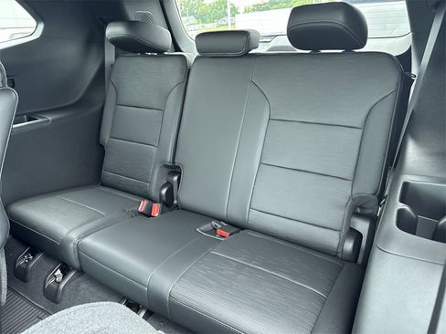 New 2026 Buick Enclave Sport Touring w/ LPO, Floor Liner Package image 29