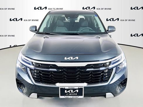 New 2026 Kia Seltos S FWD image 2