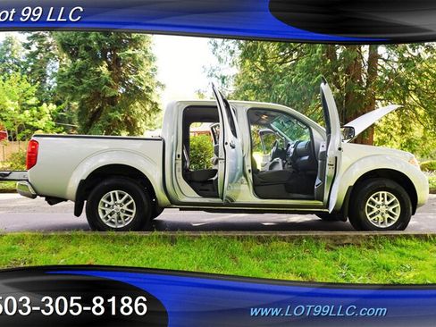 Used 2016 Nissan Frontier SV AWD/4WD image 27