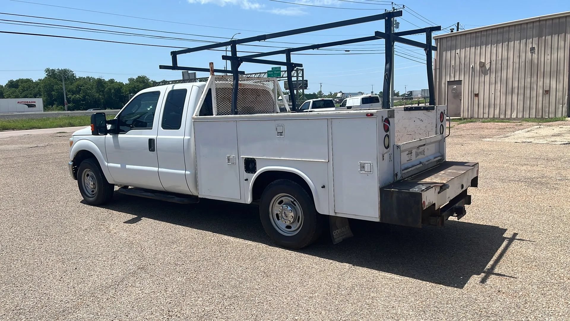 Used 2015 Ford F250 XL w/ Power Equipment Group RWD image 2