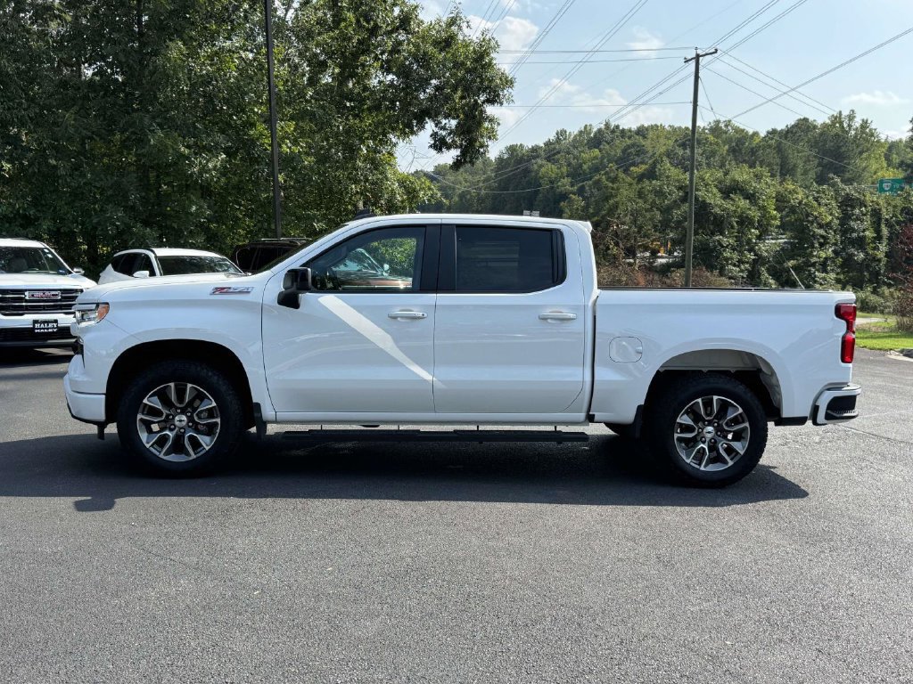 Used 2025 Chevrolet Silverado 1500 RST w/ Z71 Off-Road Package AWD/4WD image 25
