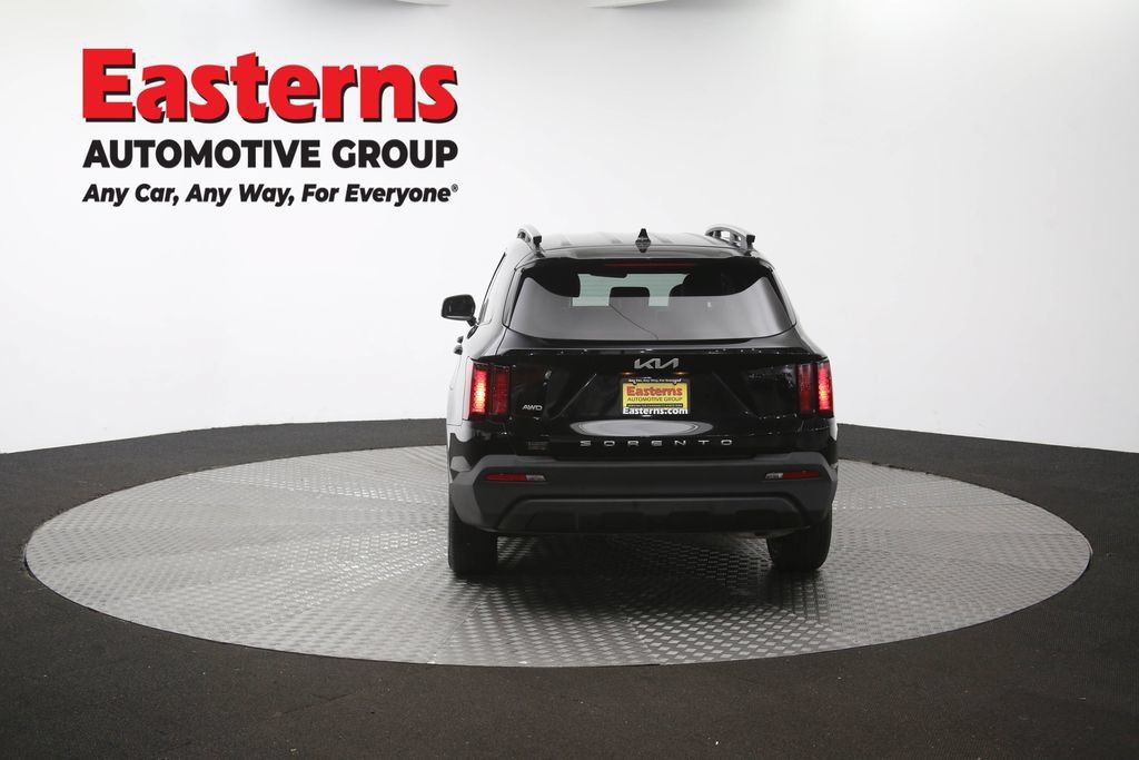Used 2022 Kia Sorento S AWD/4WD image 36