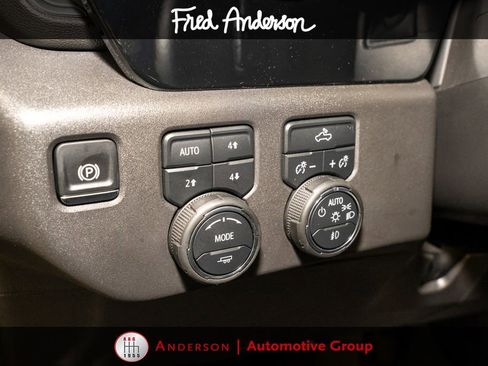 Used 2025 Chevrolet Silverado 1500 LT Trail Boss w/ Convenience Package II AWD/4WD image 13