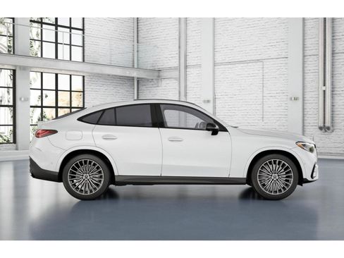 New 2026 Mercedes-Benz GLC 300 4MATIC image 2