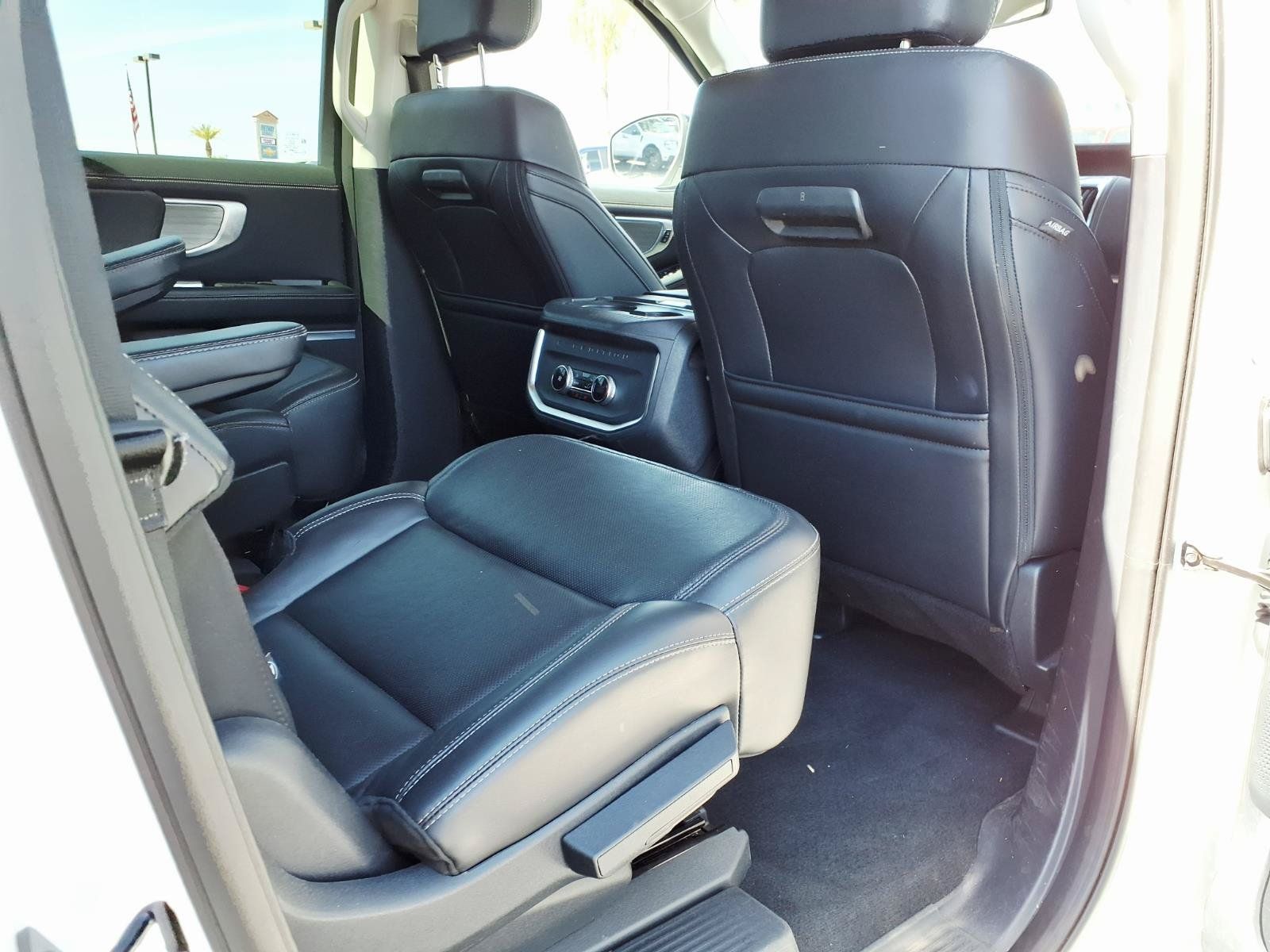 Certified 2025 Ford Expedition Max Platinum AWD/4WD image 12