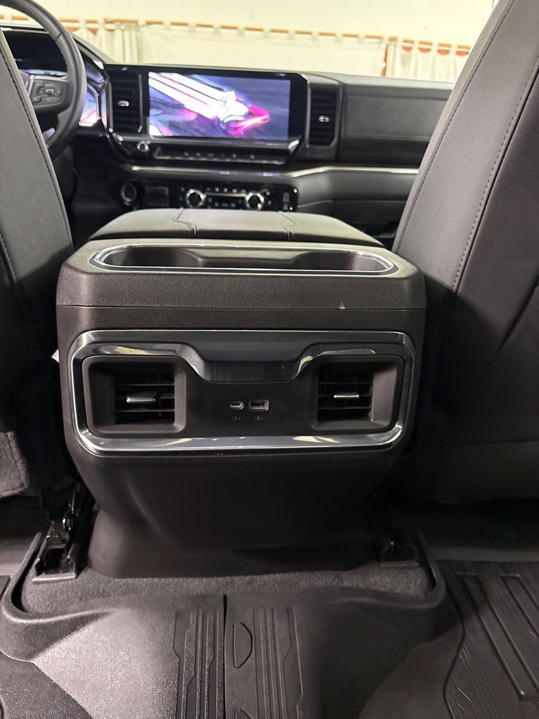 Used 2023 GMC Sierra 1500 SLT w/ SLT Premium Package AWD/4WD image 21