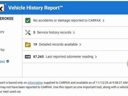 Used 2016 Jeep Grand Cherokee Limited image 24