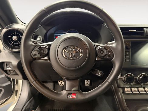Used 2025 Toyota GR86 Premium w/ Performance Package RWD image 13