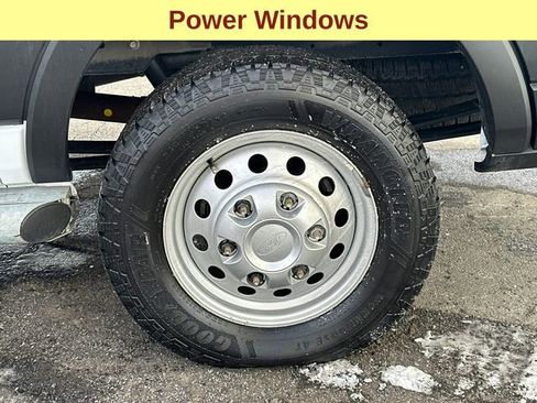 Used 2023 Ford Transit 250 Low Roof AWD w/ Exterior Upgrade Package image 9