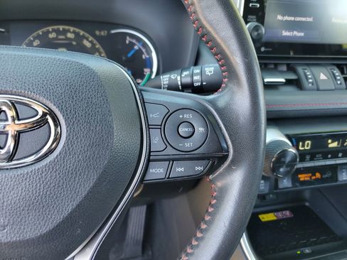 Used 2022 Toyota RAV4 XSE AWD/4WD image 24