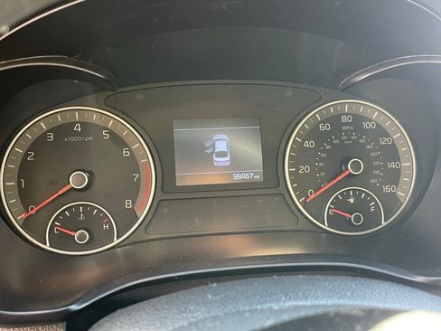 Used 2020 Kia Optima LX image 12