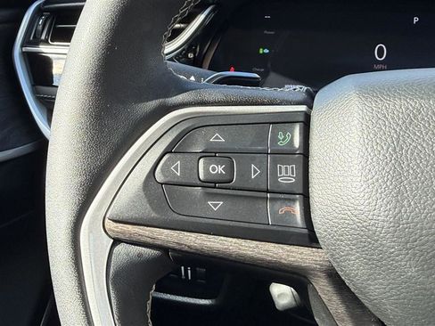 Used 2022 Jeep Grand Cherokee Limited 4xe w/ Luxury Tech Group II image 39