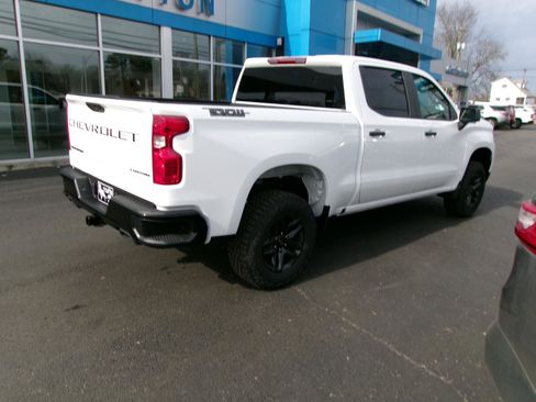New 2026 Chevrolet Silverado 1500 Custom Trail Boss w/ Dark Appearance Package AWD/4WD image 3