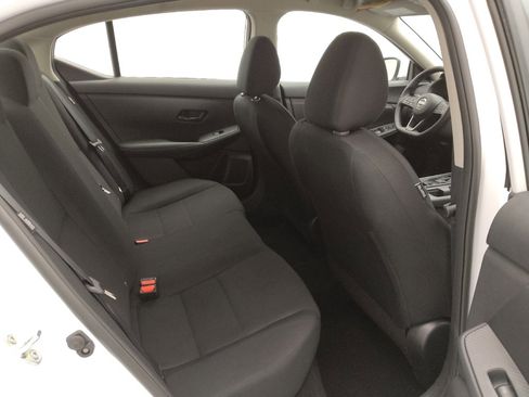 Used 2025 Nissan Sentra S FWD image 19