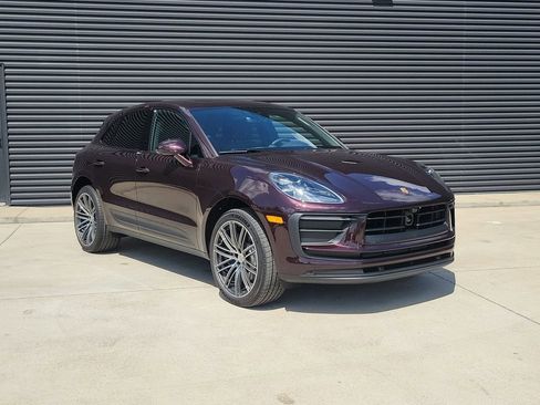 New 2026 Porsche Macan image 7