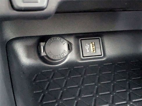 Used 2025 Toyota RAV4 XLE w/ Convenience Package FWD image 25
