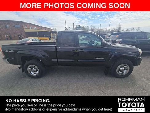 Used 2013 Toyota Tacoma 4x4 Access Cab V6 w/ SR5 Pkg image 4