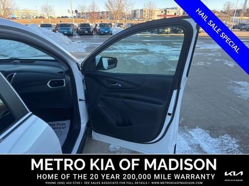 Used 2024 Chevrolet Equinox LT AWD/4WD image 36
