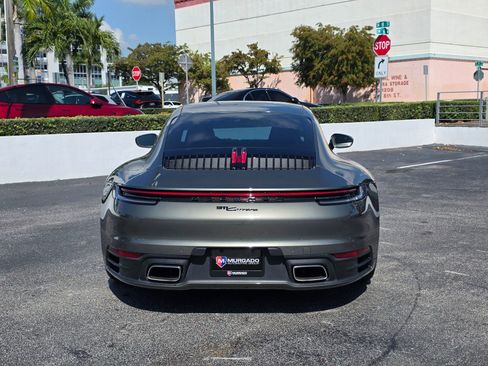 Used 2022 Porsche 911 Carrera 4 image 3