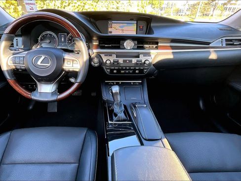 Used 2017 Lexus ES 350 image 14