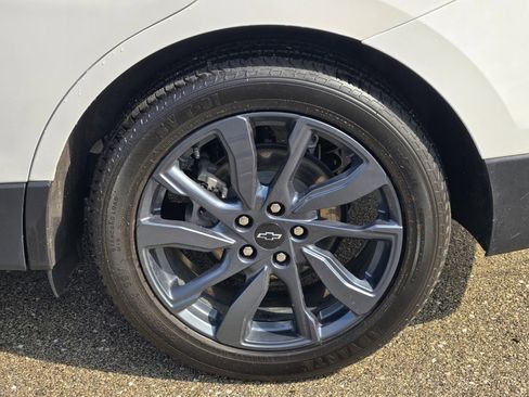 Used 2024 Chevrolet Equinox RS w/ RS Leather Package FWD image 25
