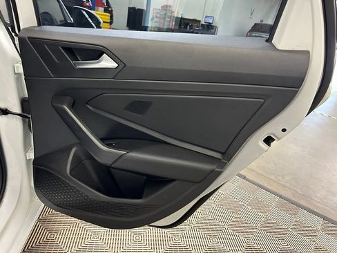 Used 2019 Volkswagen Jetta R-Line FWD image 13