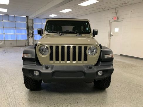 Used 2022 Jeep Wrangler Unlimited Sport AWD/4WD image 4