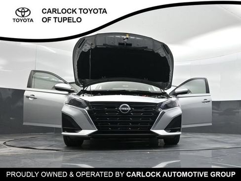 Used 2023 Nissan Altima 2.5 SV w/ SV Premium Package FWD image 57