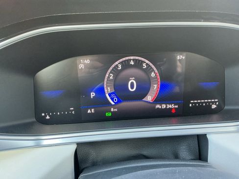 New 2026 Volkswagen Taos SE image 11