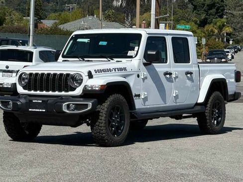 New 2025 Jeep Gladiator Sport image 8