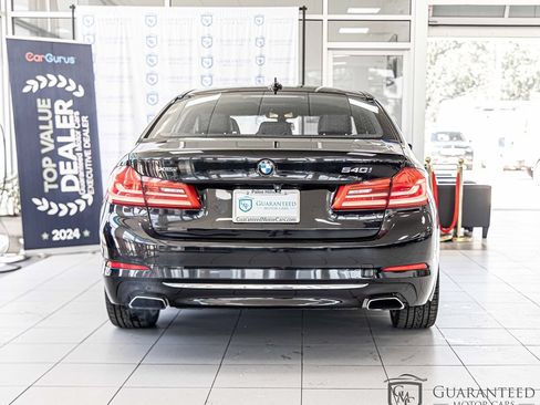 Used 2017 BMW 540i xDrive AWD/4WD image 14