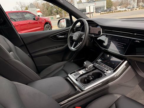 Used 2025 Audi Q7 3.0T Premium Plus w/ Premium Plus Package image 22