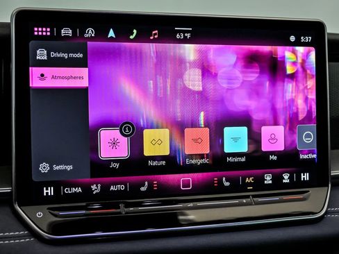 Used 2025 Volkswagen Tiguan SE R-Line AWD/4WD image 22