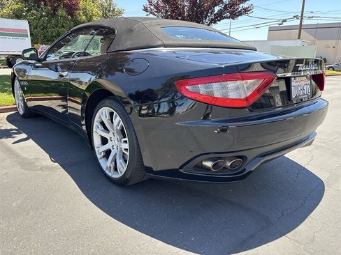 Used 2016 Maserati GranTurismo Convertible RWD image 7