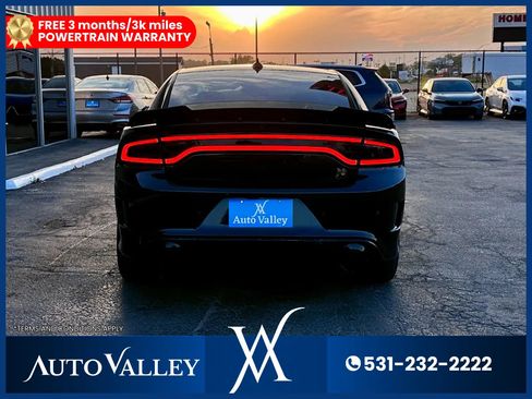 Used 2019 Dodge Charger R/T image 6