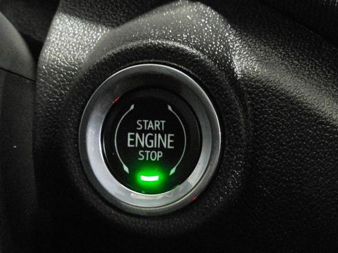 Used 2023 Chevrolet TrailBlazer LT image 30